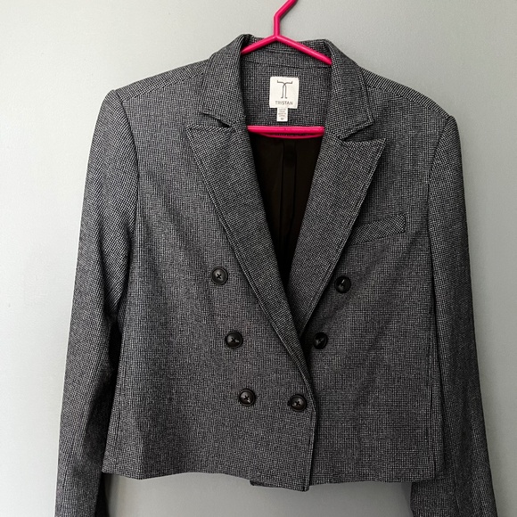Tristan Crop Blazer - Picture 1 of 4